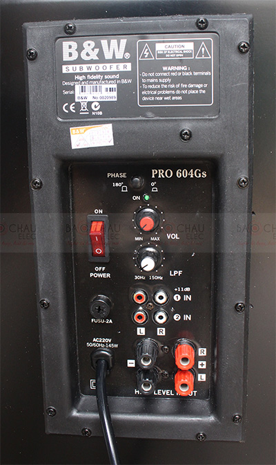 H&igrave;nh ảnh cac cổng kết nối của B&W 604Gs